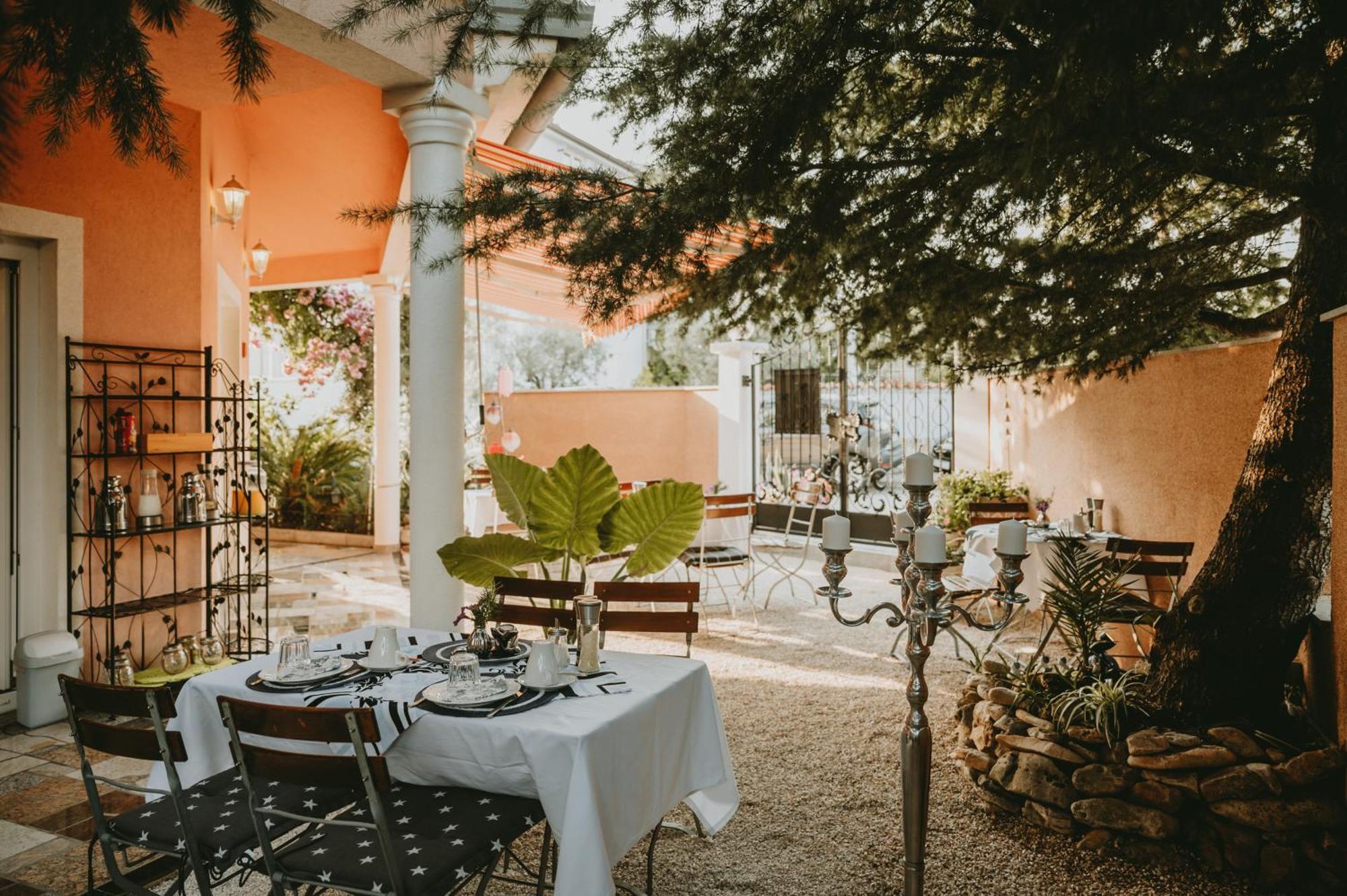 Hotel Villa Vera 2 Fazana Bagian luar foto