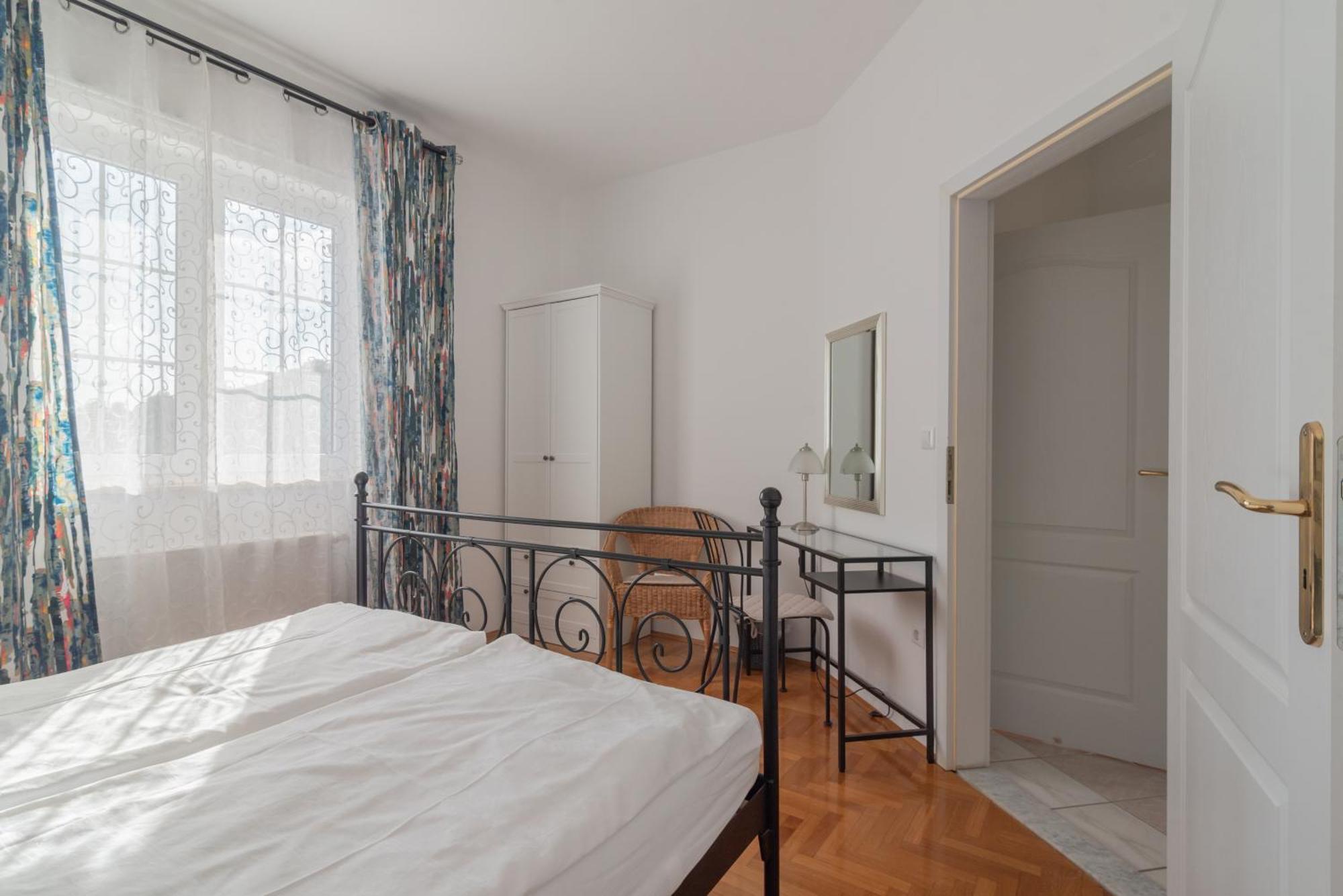 Hotel Villa Vera 2 Fazana Bagian luar foto