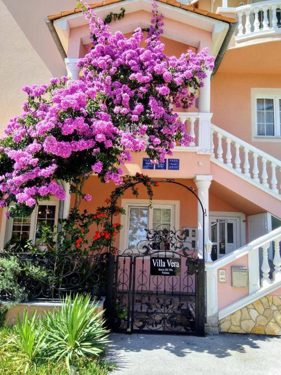 Hotel Villa Vera 2 Fazana Bagian luar foto